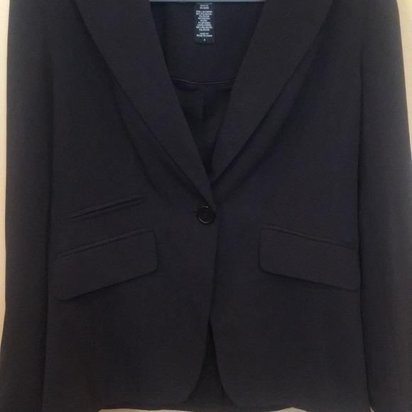 Blazer - Picture 3 of 5